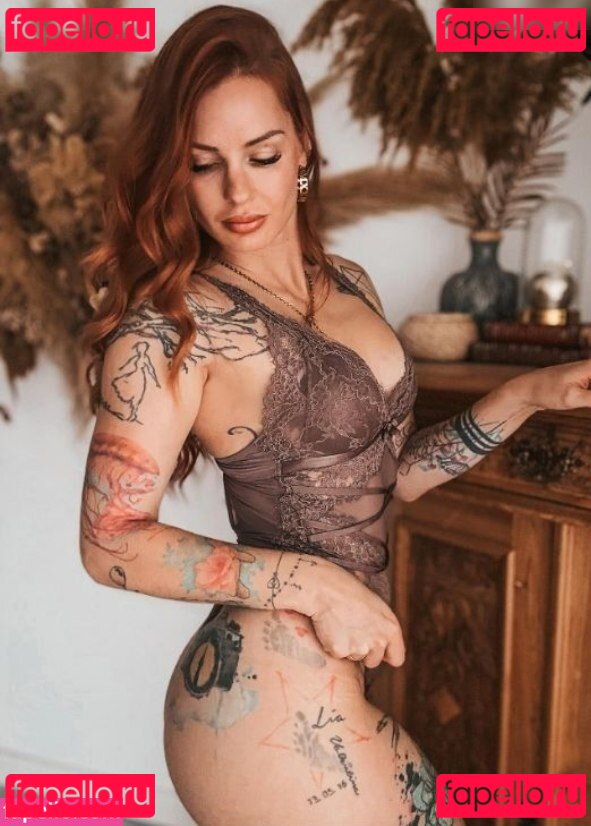 Miaxginger / _its_redhead_mia Onlyfans Photo Gallery 