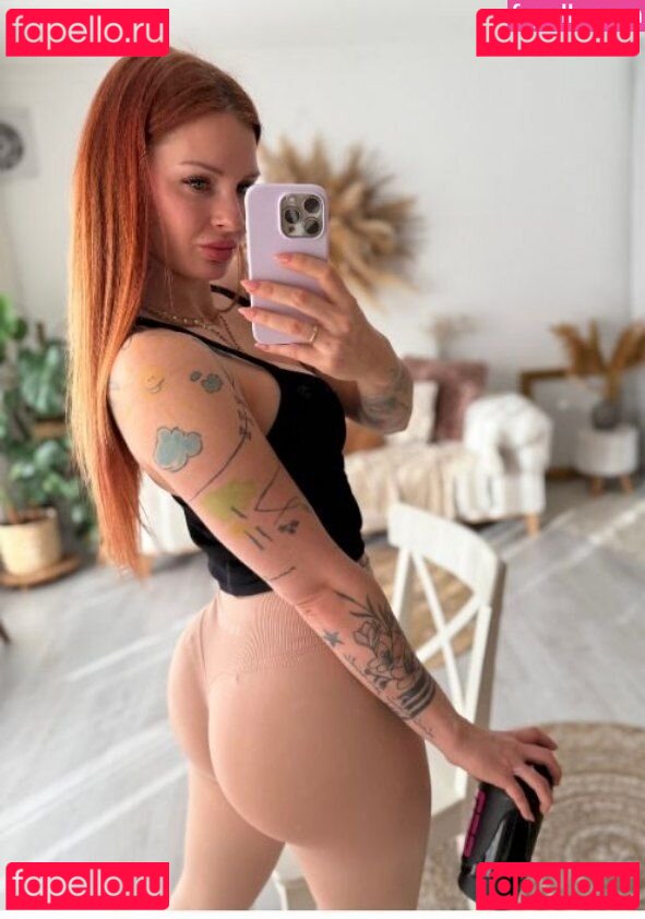 Miaxginger / _its_redhead_mia Onlyfans Photo Gallery 