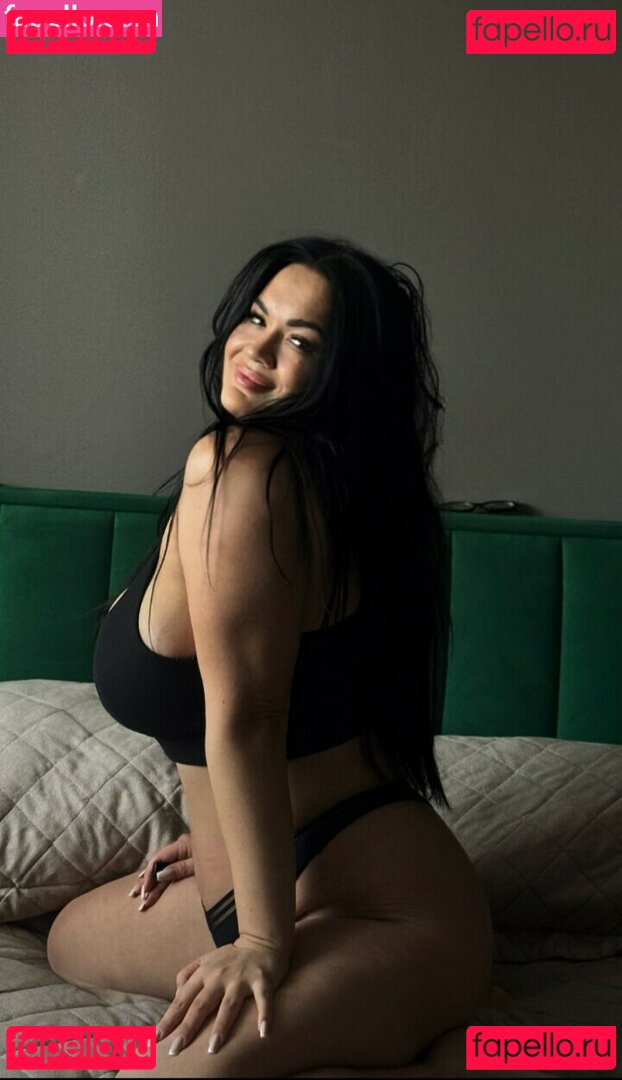 tosya1312 Onlyfans Photo Gallery 