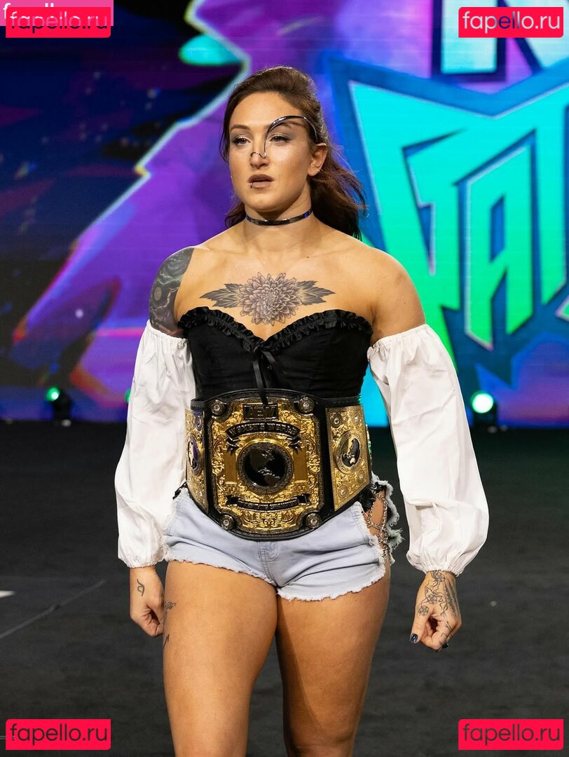 Kris Statlander / callmekrisstat Onlyfans Photo Gallery 