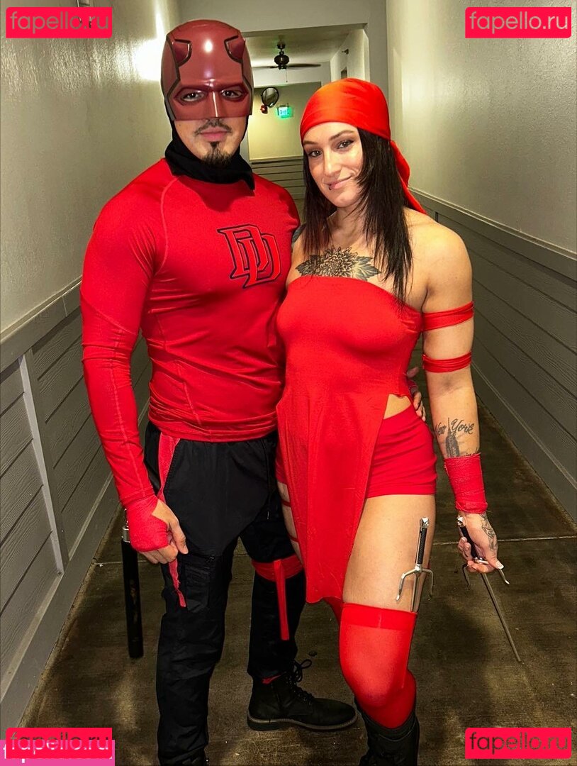 Kris Statlander / callmekrisstat Onlyfans Photo Gallery 