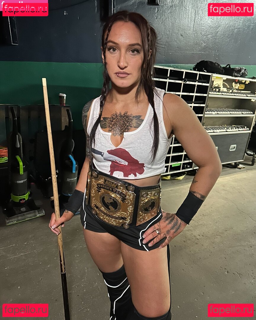 Kris Statlander / callmekrisstat Onlyfans Photo Gallery 