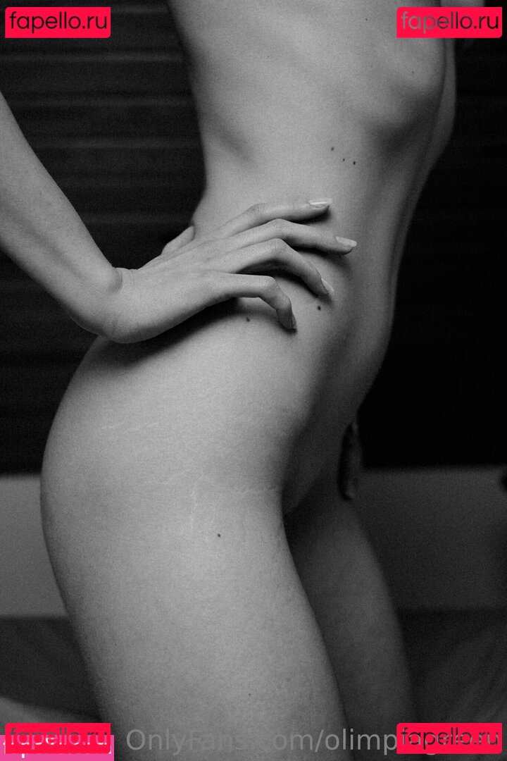 olimpiagreen / ooroosgreen Onlyfans Photo Gallery 