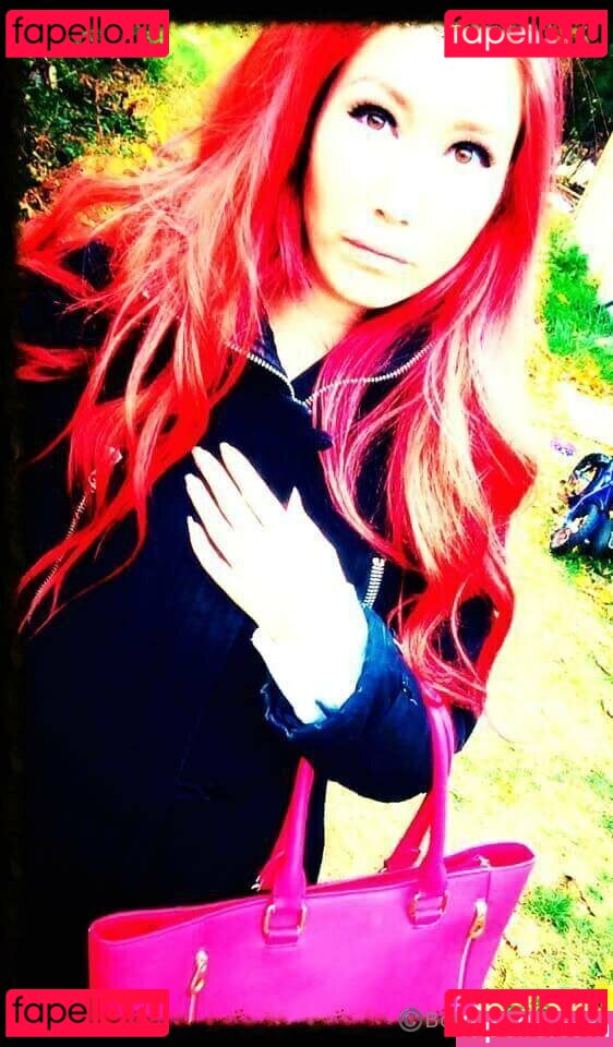 lolita / lolloiita Onlyfans Photo Gallery 