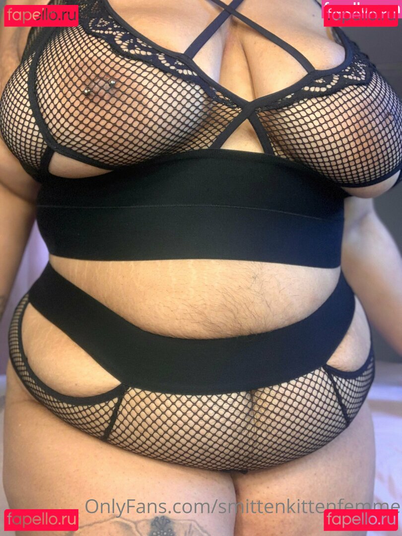 smittenkitchen / smittenkittenfemme Onlyfans Photo Gallery 