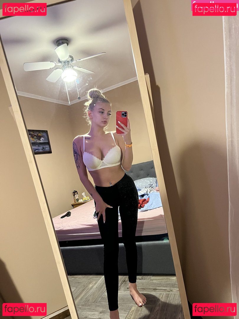 Szasza / szasszer_ / u97923471 Onlyfans Photo Gallery 