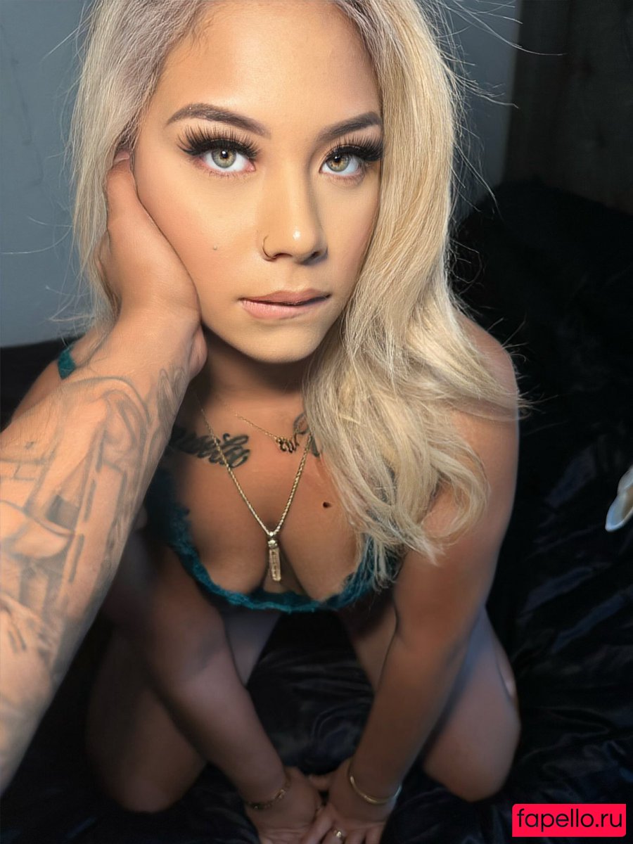 Curvybabyjay Onlyfans Photo Gallery 