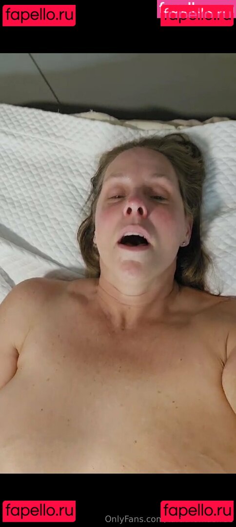 tarathomasfree Onlyfans Photo Gallery 