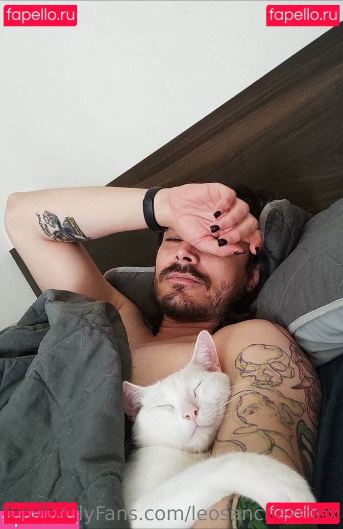 leosanchezmex / leosanchezmx_ Onlyfans Photo Gallery 