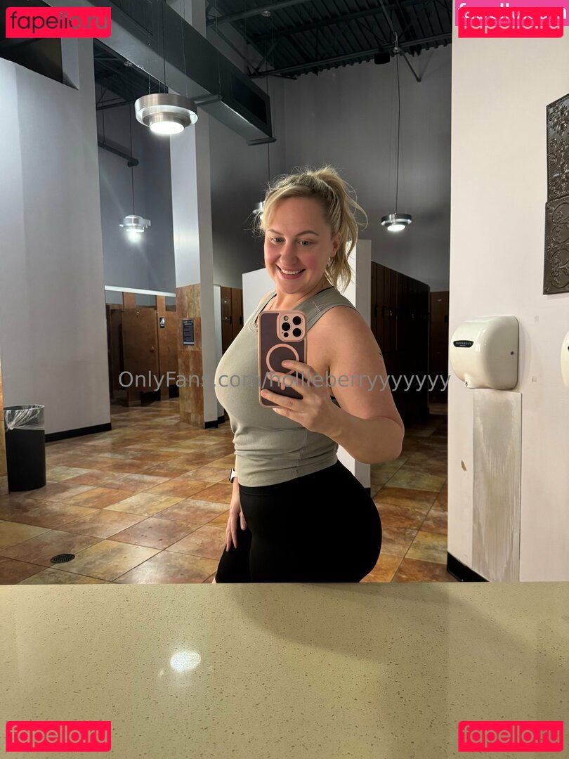 hollieberryyyyyyy Onlyfans Photo Gallery 