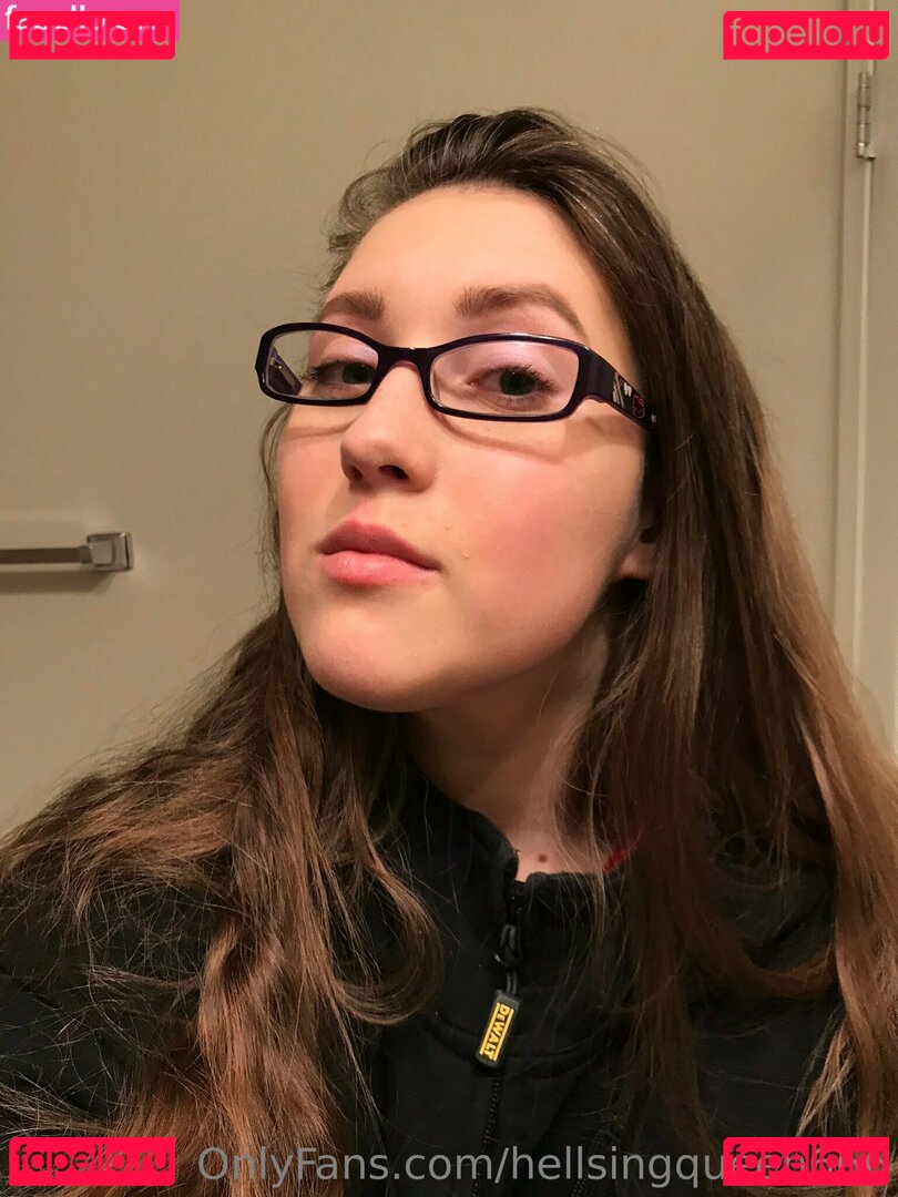 6uckles / hellsingqueen666 Onlyfans Photo Gallery 