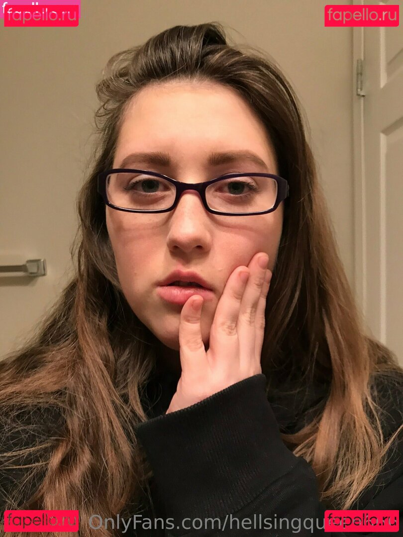 6uckles / hellsingqueen666 Onlyfans Photo Gallery 