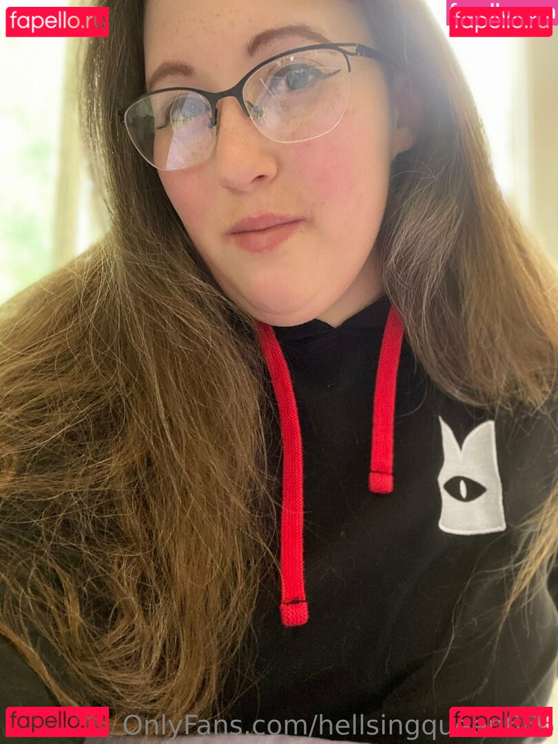 6uckles / hellsingqueen666 Onlyfans Photo Gallery 