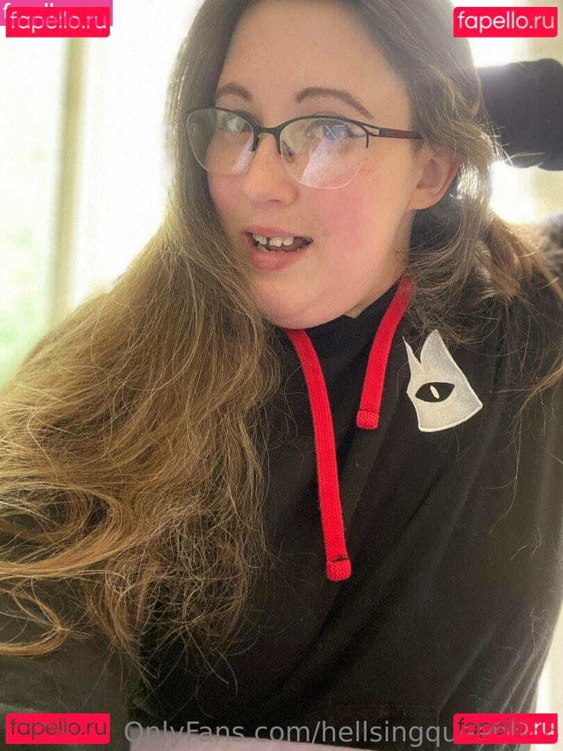 6uckles / hellsingqueen666 Onlyfans Photo Gallery 