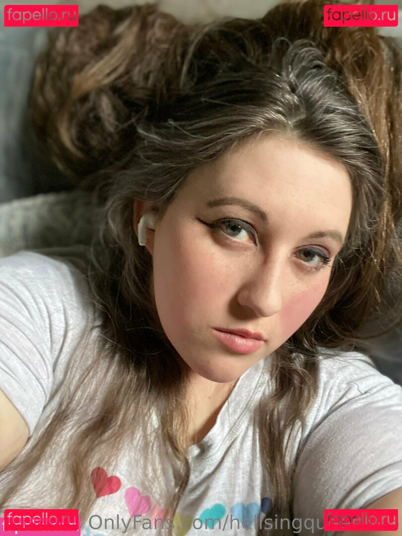 6uckles / hellsingqueen666 Onlyfans Photo Gallery 