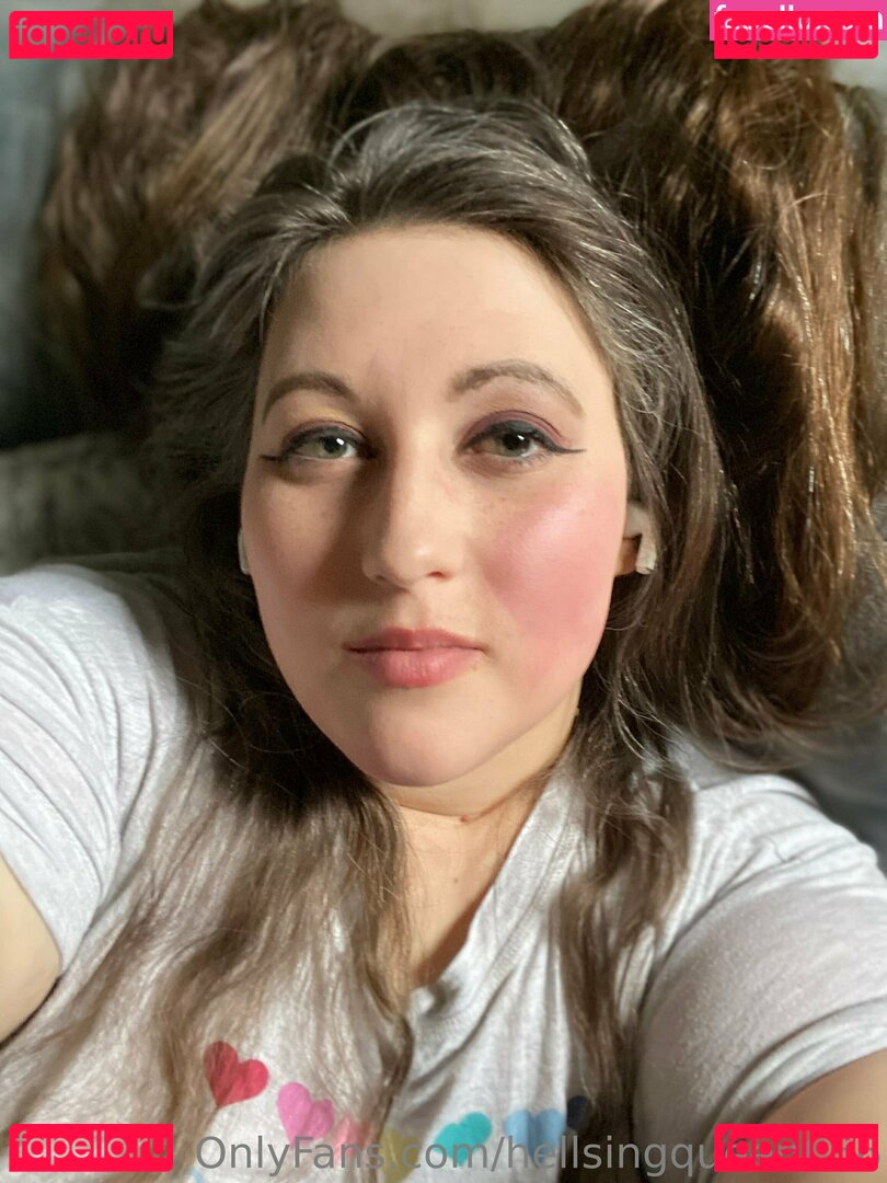 6uckles / hellsingqueen666 Onlyfans Photo Gallery 