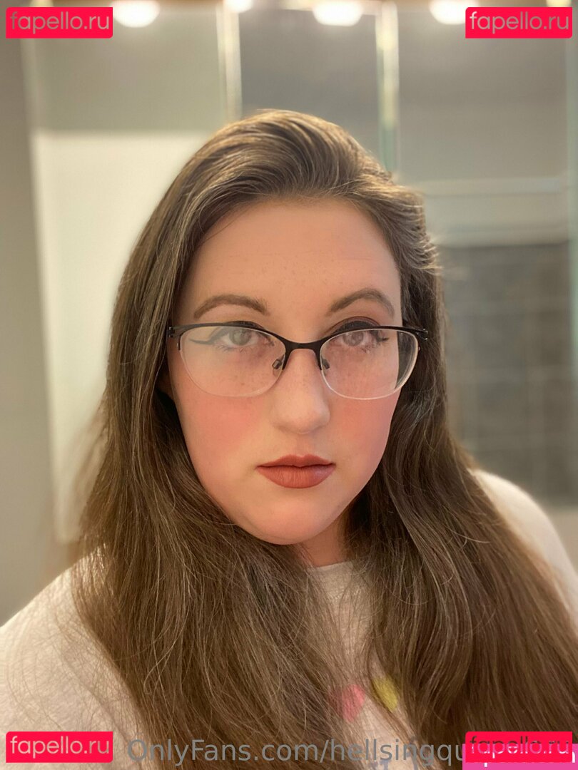 6uckles / hellsingqueen666 Onlyfans Photo Gallery 