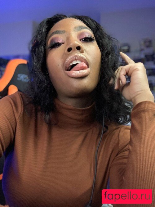 TattedPoodle / tatteddoll22 Onlyfans Photo Gallery 