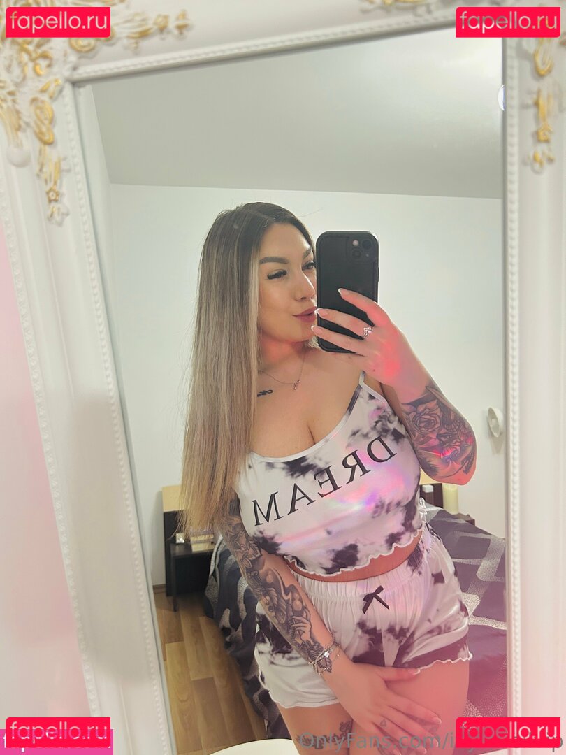 ivyleahlovell / ivylovellvip Onlyfans Photo Gallery 