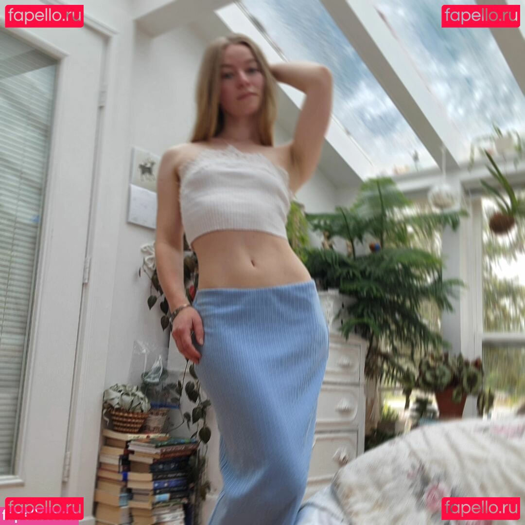 ASMR Noir / asmr_noir / asmrnetwork Onlyfans Photo Gallery 