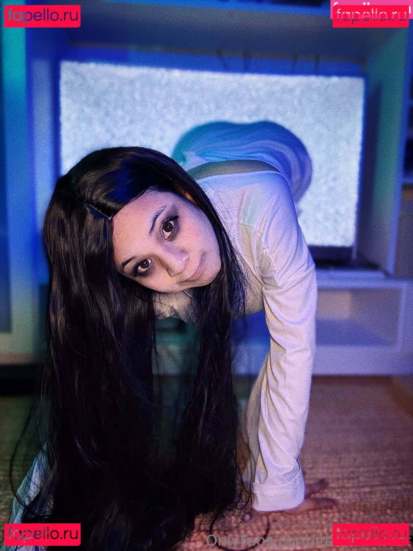 Akidearest / cutelilkitten Onlyfans Photo Gallery 