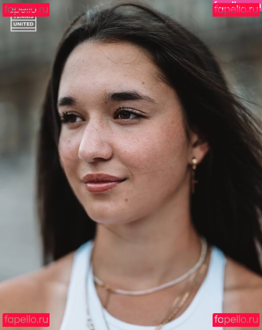 Eva Lys / eva.lys / evazolia Onlyfans Photo Gallery 