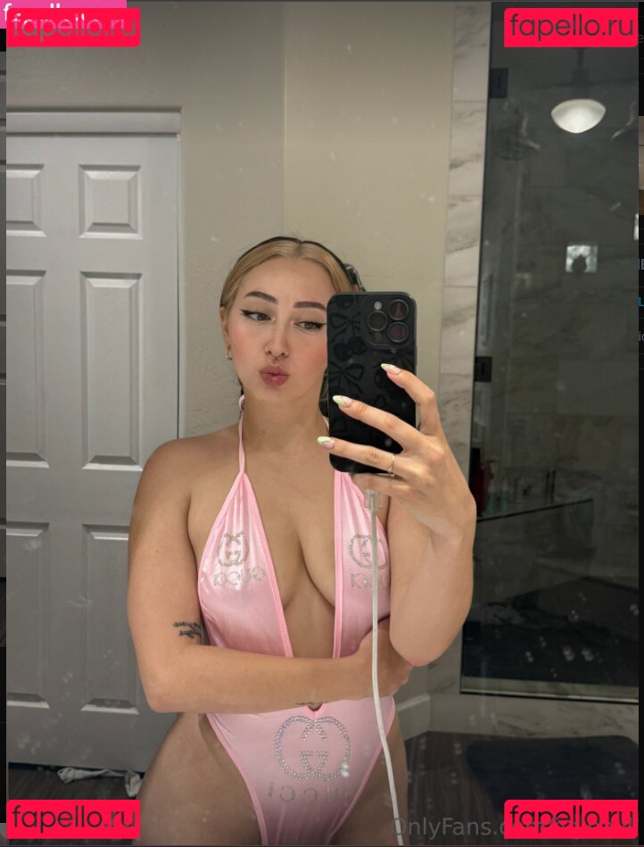 https: / ivyballl / real_ivyball Onlyfans Photo Gallery 