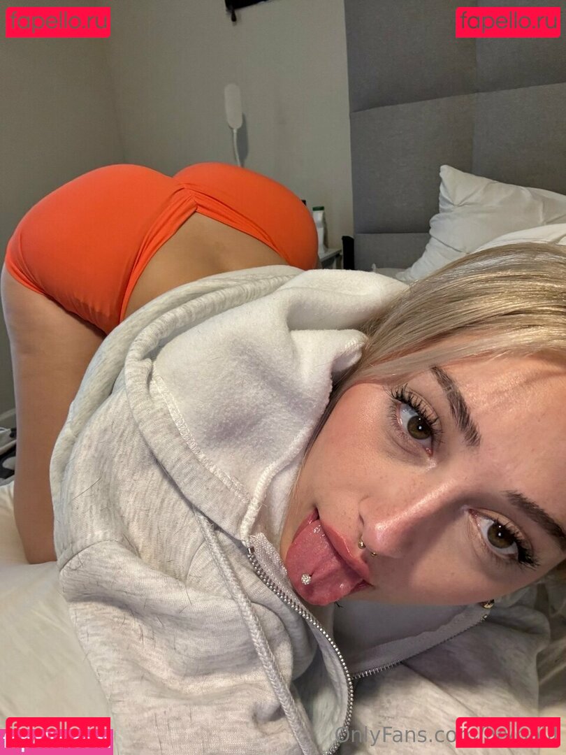 https: / ivyballl / real_ivyball Onlyfans Photo Gallery 