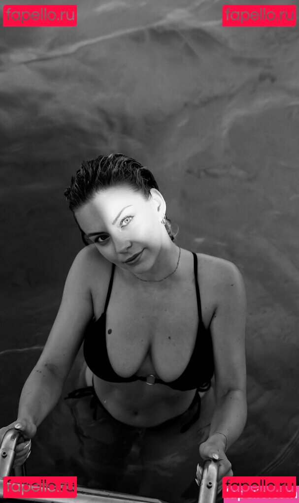 Dalmalaluna / Kitti Dalma / dalunahh Onlyfans Photo Gallery 