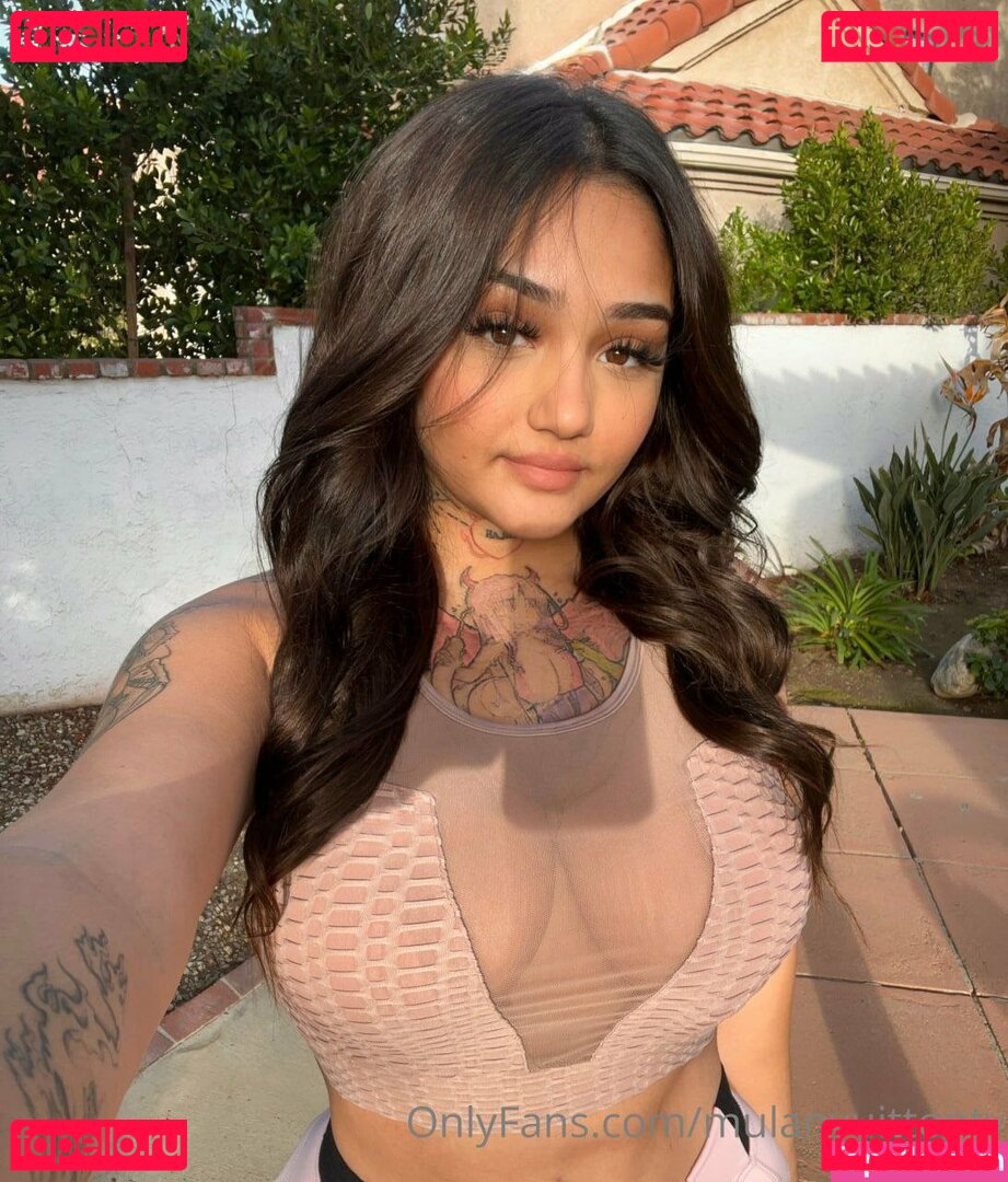 Mulanvuittontv / mulan.vx Onlyfans Photo Gallery 