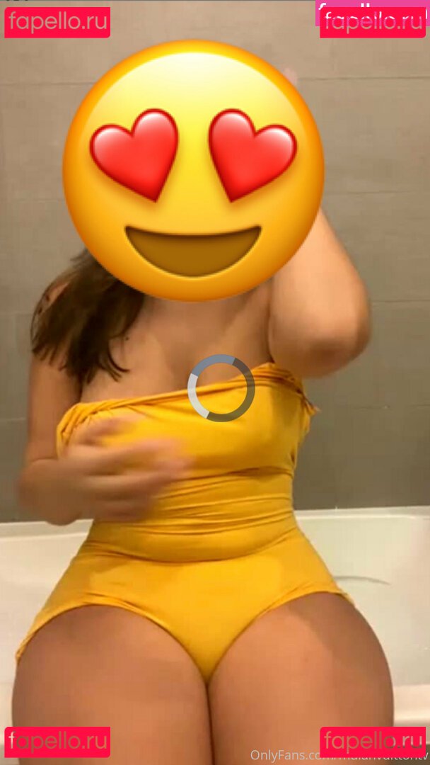 Mulanvuittontv / mulan.vx Onlyfans Photo Gallery 