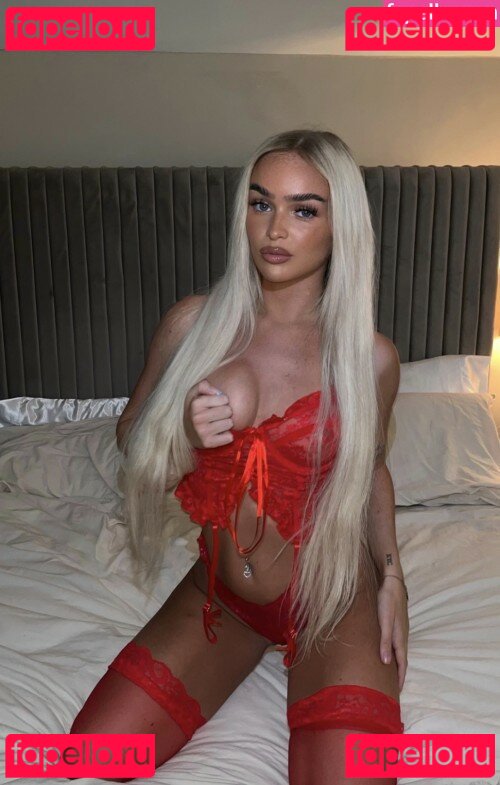 DollyRokStar / dollyrokstarr Onlyfans Photo Gallery 