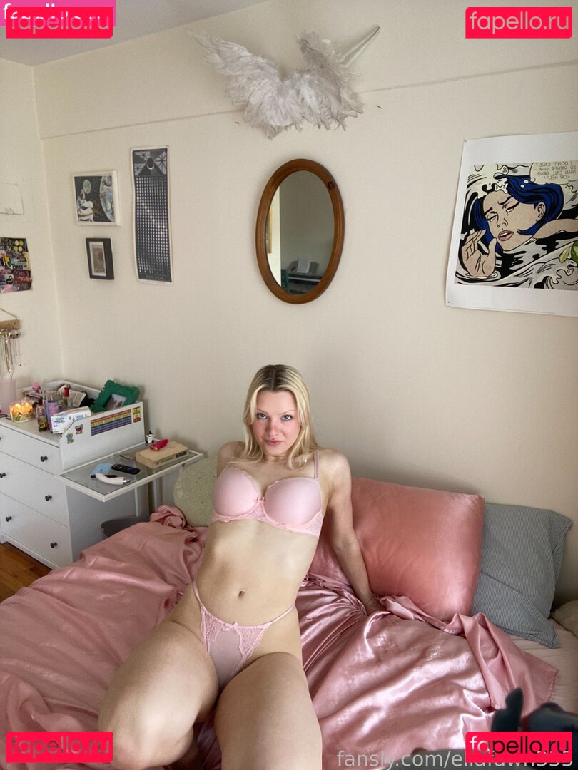 ellafawn333 Onlyfans Photo Gallery 