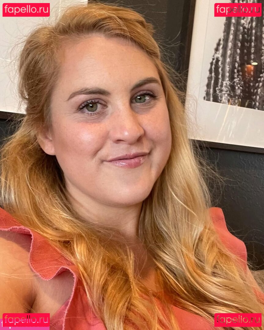 Catie P / https: / thecatiep / thecatiep_ Onlyfans Photo Gallery 