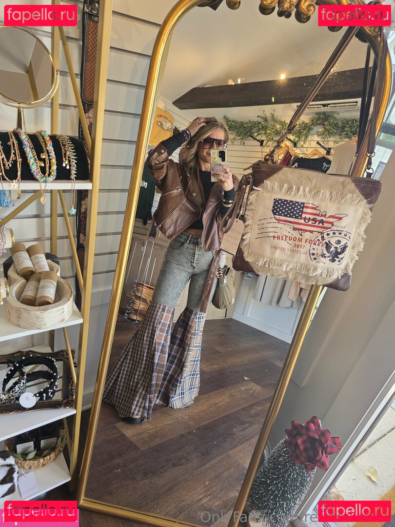 ReflectiveRen Onlyfans Photo Gallery 