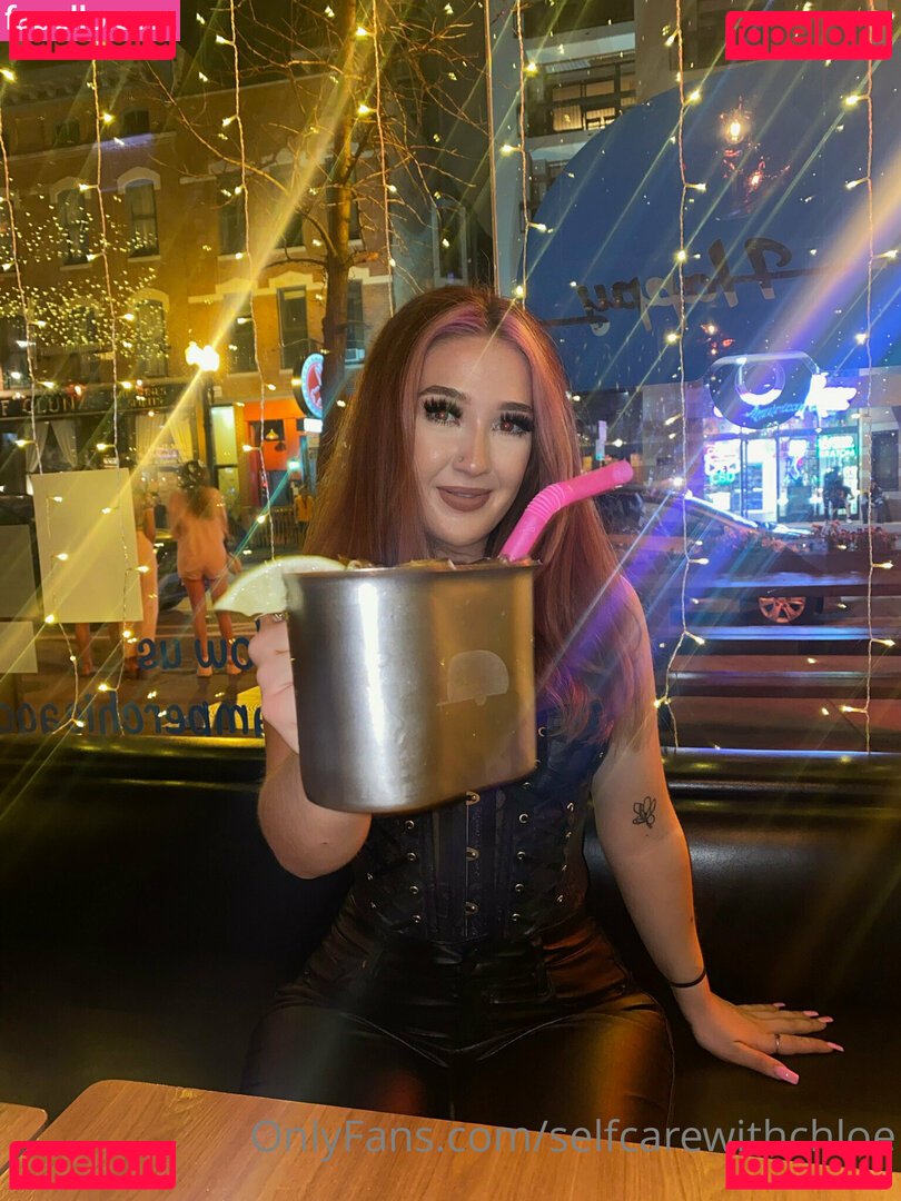 _selfcarewithchloe / selfcarewithchloe Onlyfans Photo Gallery 
