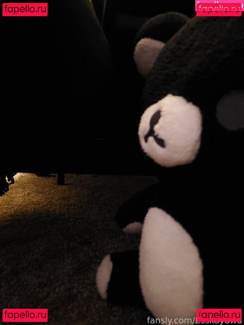 Esskayuwu / EsskayuwuNSFW / https: Onlyfans Photo Gallery 