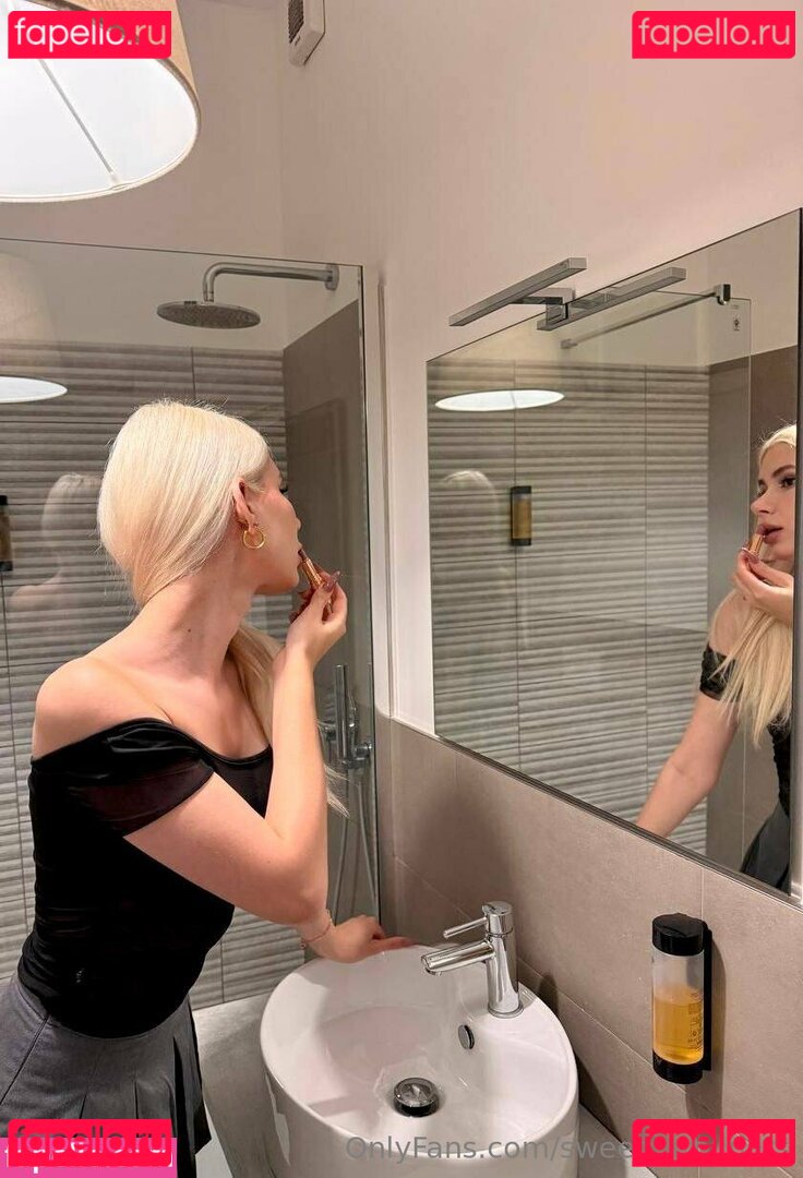 sweetcarolina_ / sweetcarolinats Onlyfans Photo Gallery 