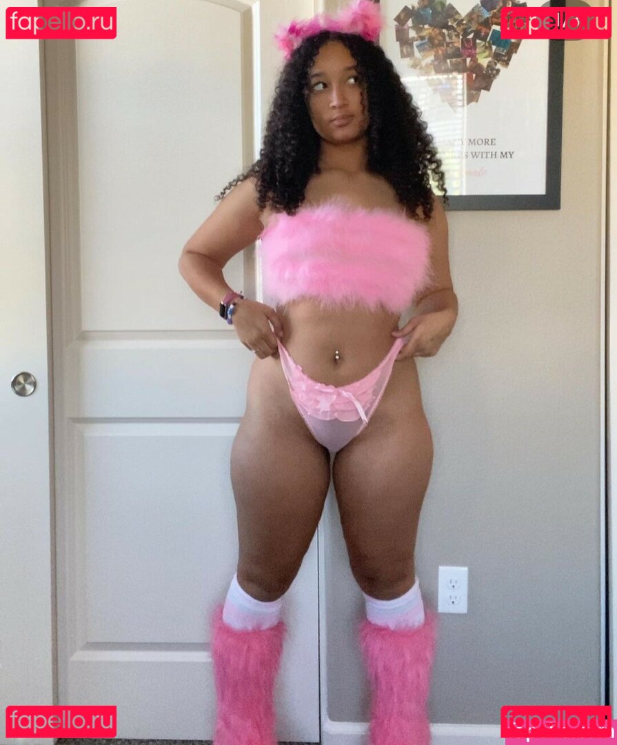 Curlybeanraver Onlyfans Photo Gallery 