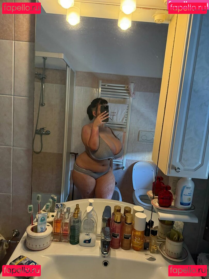 Mxmmytina / Vvalentinabonetalli Onlyfans Photo Gallery 