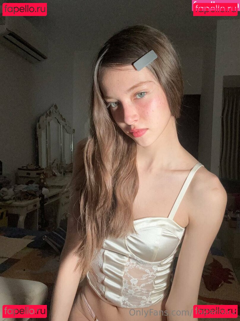 Aleja Crack / Alejacrack Onlyfans Photo Gallery 