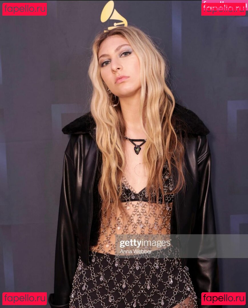 331003433 / Blu DeTiger Onlyfans Photo Gallery 