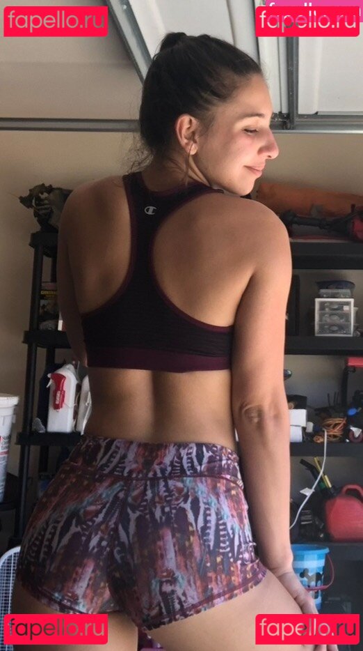 Hawaii Baddies / minniemichele Onlyfans Photo Gallery 