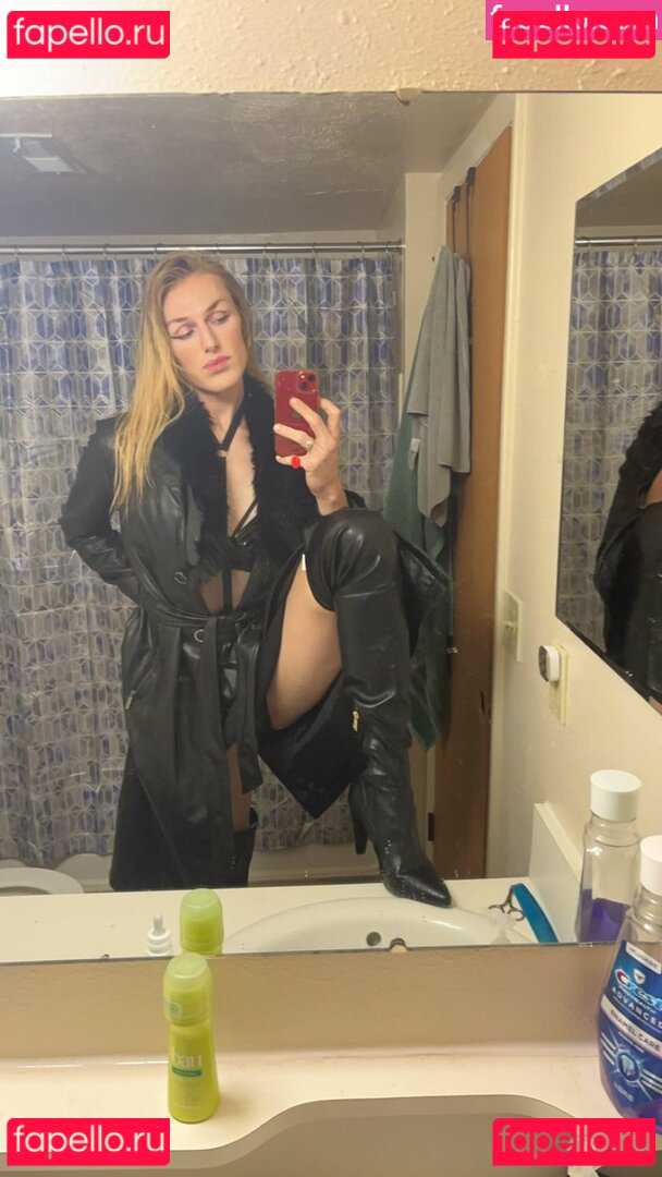 https: / lucyheifer Onlyfans Photo Gallery 