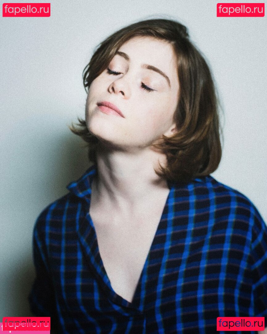 Sophia Lillis / sophialillis Onlyfans Photo Gallery 