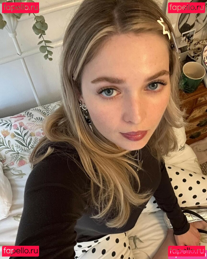 37521291 / Meg Mills / carecharmer Onlyfans Photo Gallery 