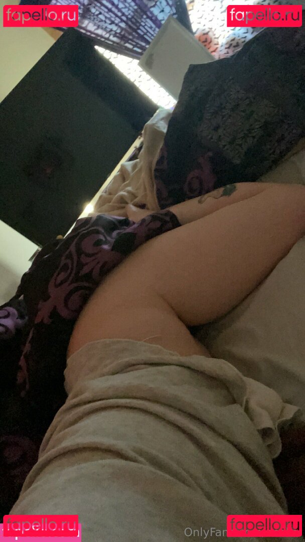 sp00kshowbabe / spookshow.bb Onlyfans Photo Gallery 