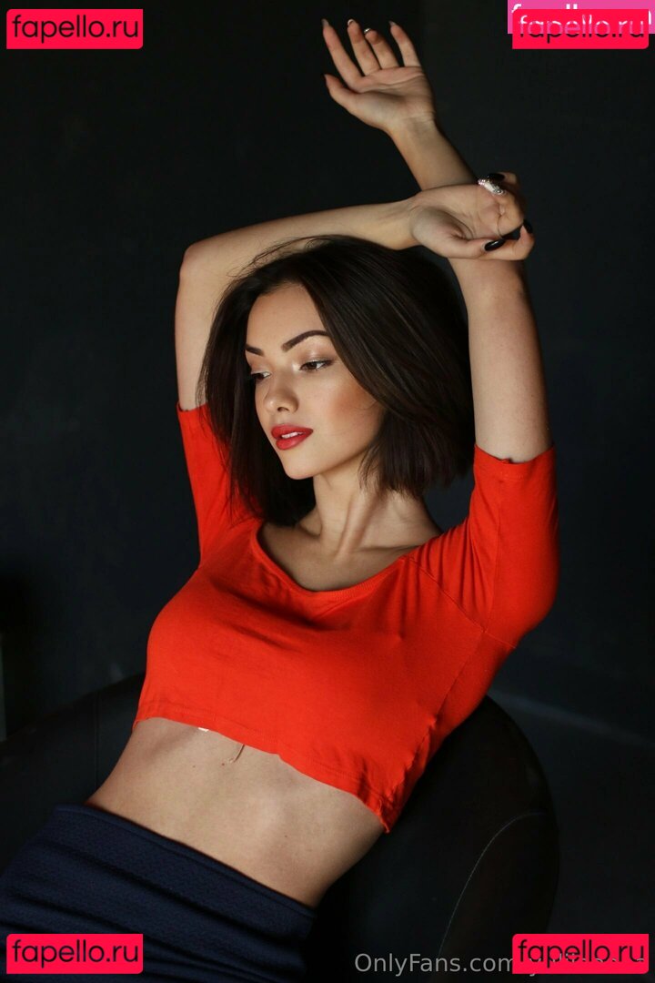 yuliiaaaaa Onlyfans Photo Gallery 