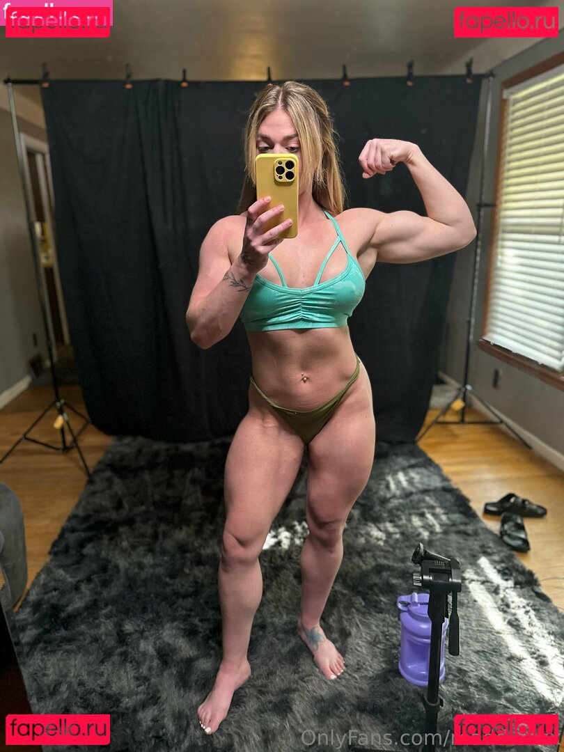 Maddiexo / https: / maddieesx Onlyfans Photo Gallery 