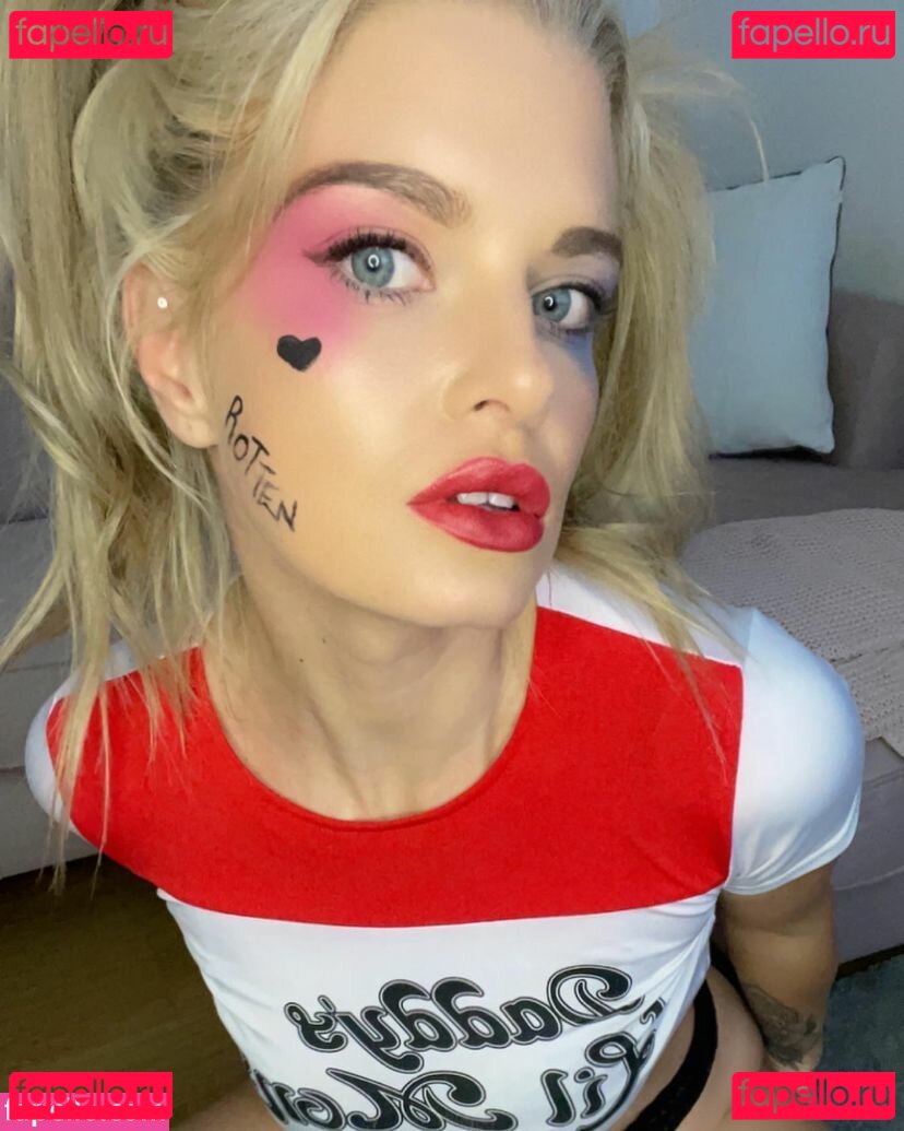 Robyn Quinn / https: / quinnrobyn222 / robynquinn Onlyfans Photo Gallery 